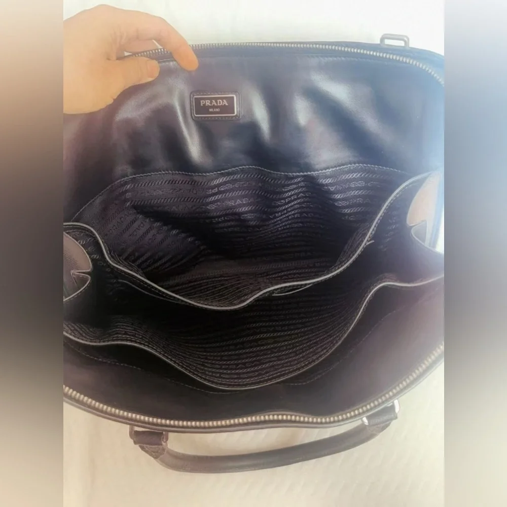 PRADA Saffiano Leather‎ Black Tote Bag Structured Work Bag Elegant Business